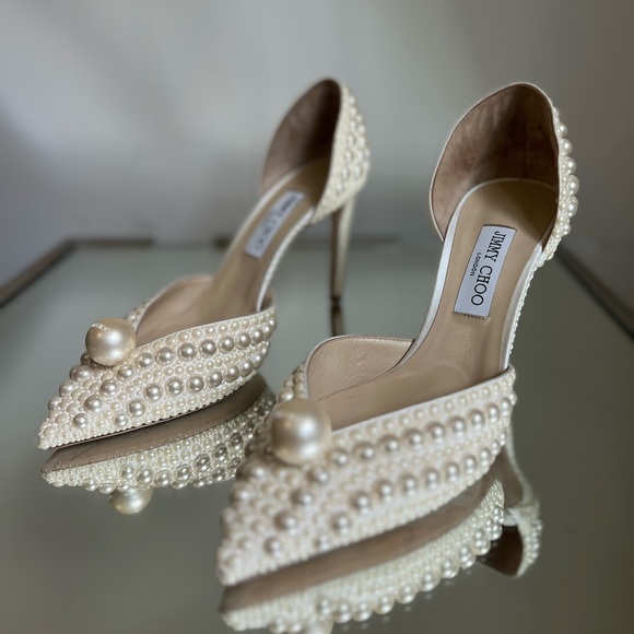 Like new JIMMY CHOO Sabine 85 faux pearl-embellished satin pumps 42 $1,895 - Picture 10 of 17